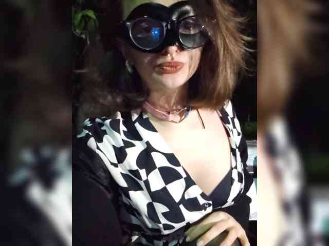 Model: CrazyPrincess