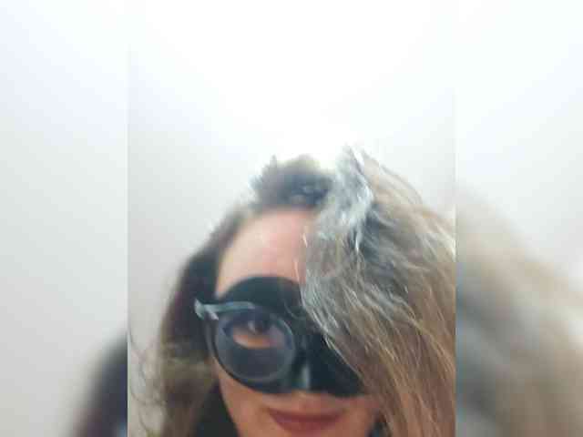 CrazyPrincess webcam
