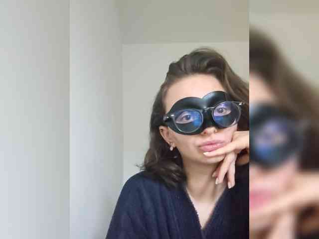 CrazyPrincess webcam