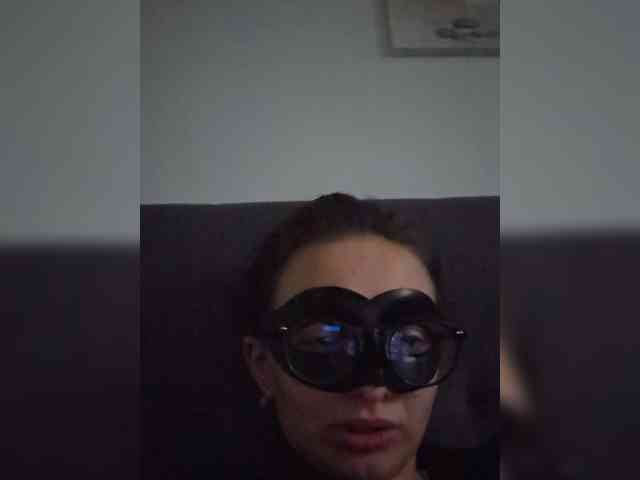 CrazyPrincess webcam