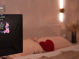 Milana_Luxe Porn Show
