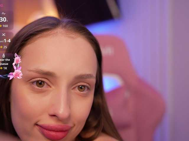 MilaLuxury live cam on BongaCams