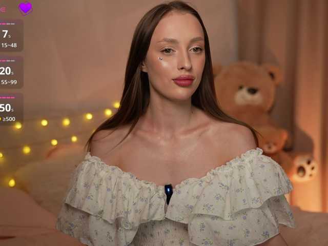 MilaLuxury live cam on BongaCams