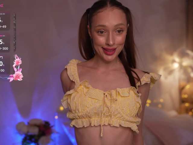 Tvoya-malyshka live cam on BongaCams