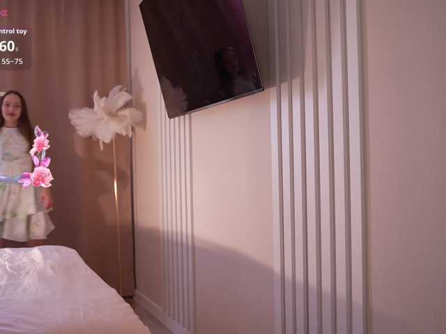 MilaLuxury live cam on BongaCams