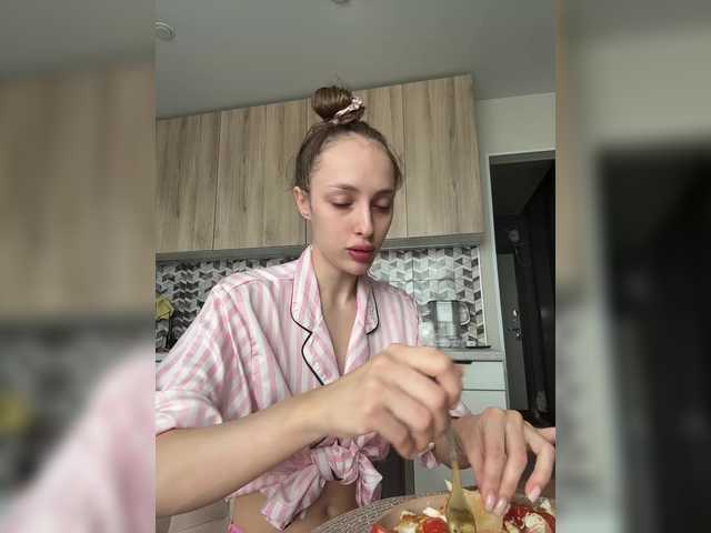 go to chat with MilaLuxury