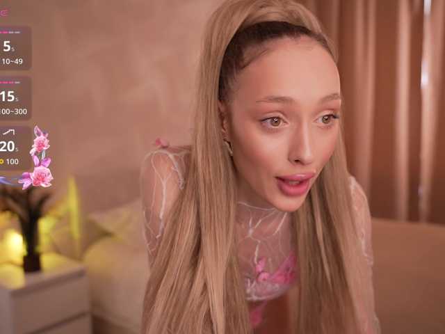 Tvoya-malyshka live cam on BongaCams
