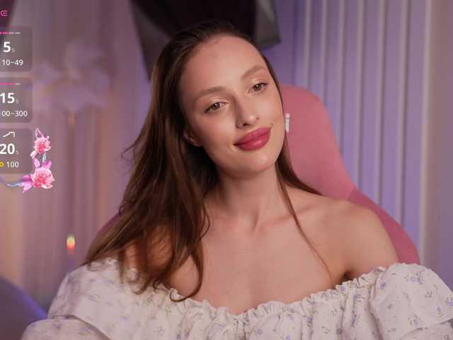 MilaLuxury live cam on BongaCams