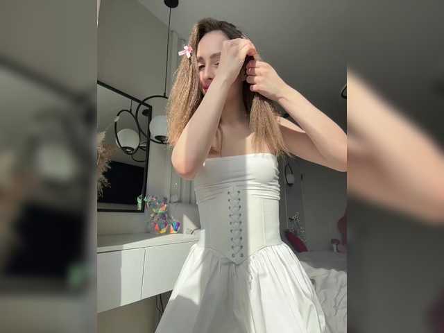 MilaLuxury's BongaCams show and profile