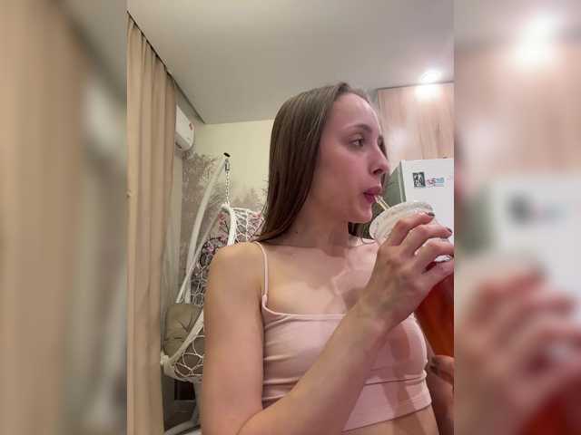 модель MilaLuxury