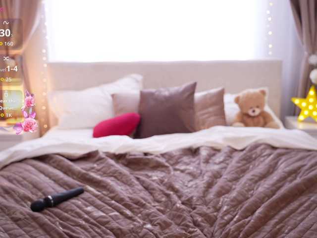 Tvoya-malyshka live cam on BongaCams