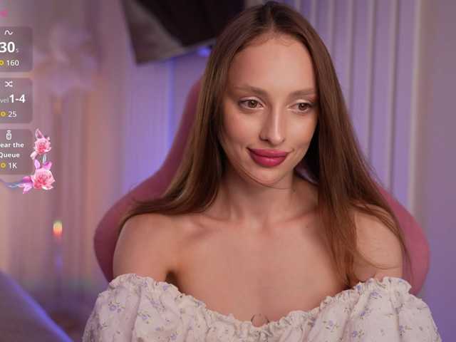 MilaLuxury live cam on BongaCams