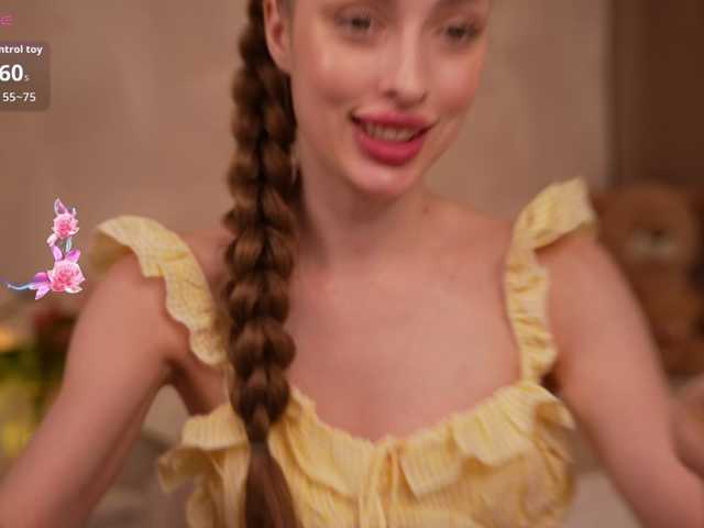 Tvoya-malyshka live webcam show