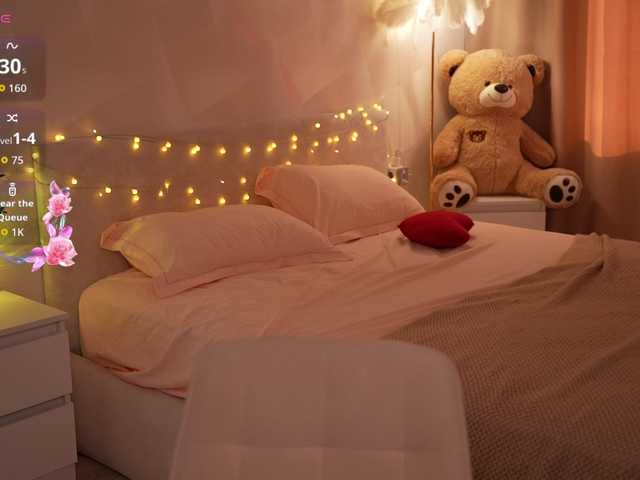 Tvoya-malyshka live cam on BongaCams