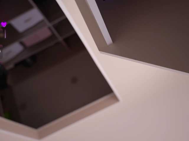 Tvoya-malyshka live cam on BongaCams