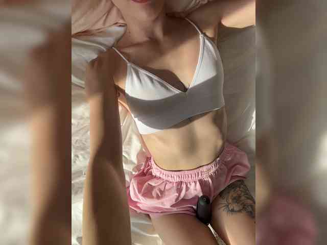 Model: Milana_Luxe