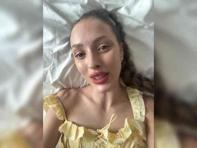Mila_Milasheva webcam