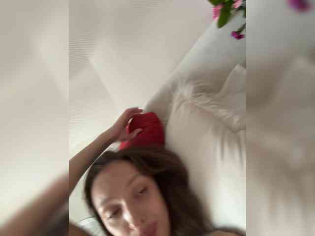 Tvoya_malyshka webcam