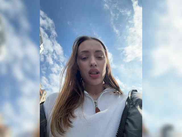 MilaLuxury Live Webcam on BongaCams