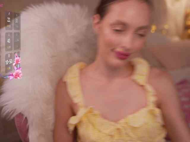 BabyMilka webcam