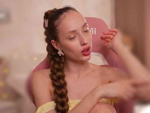 Mila_Milasheva webcam