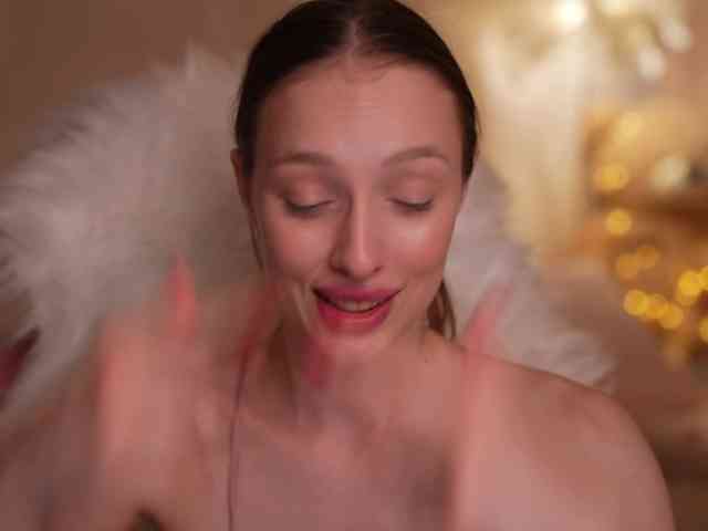 Tvoya-malyshka Live Webcam on BongaCams