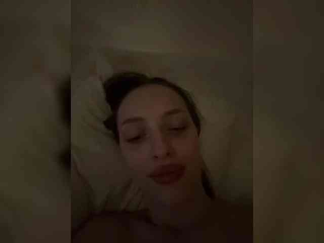Tvoya_malyshka webcam