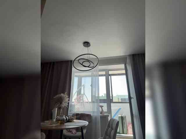 MilaLuxury webcam