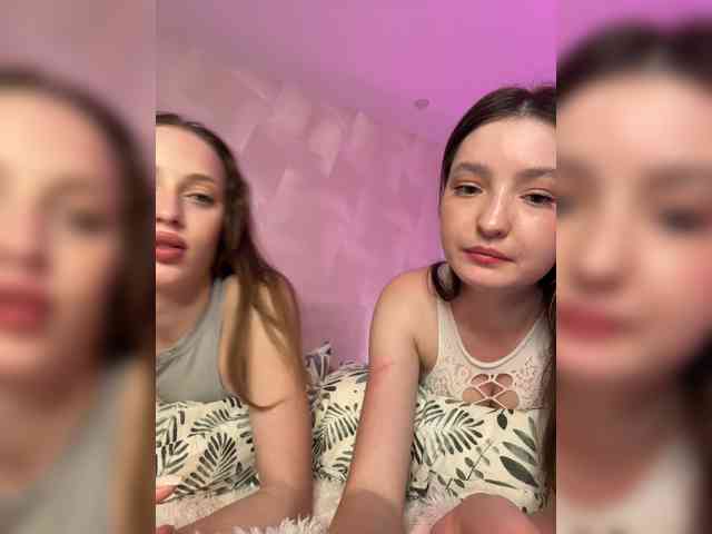 MilaLuxury webcam