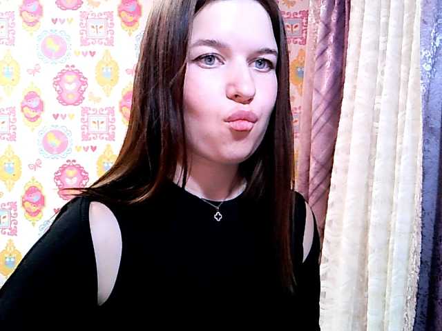 Lizagreii live cam on BongaCams