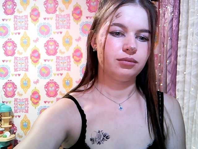 Lizagreii live cam on BongaCams