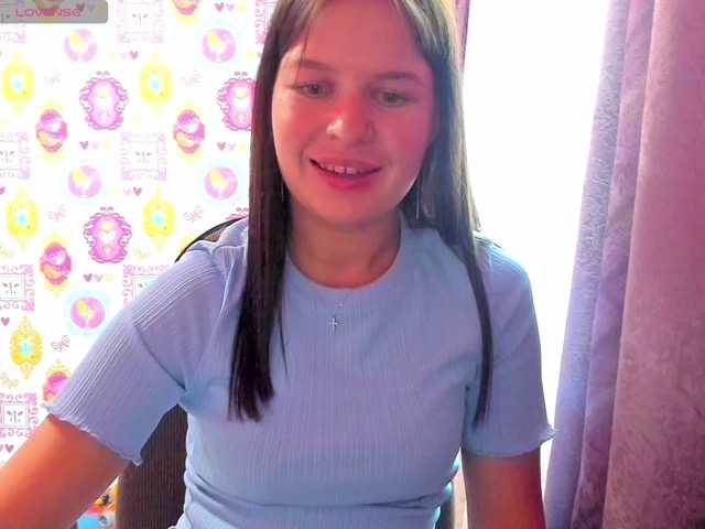 Lizagreii live cam on BongaCams