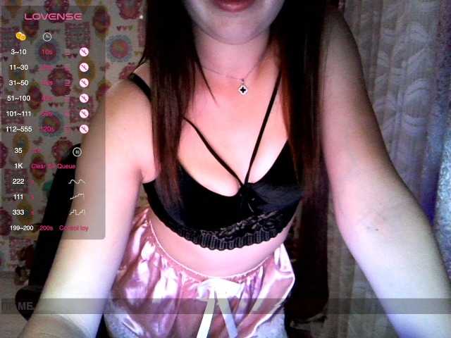 Lizagreii live cam on BongaCams