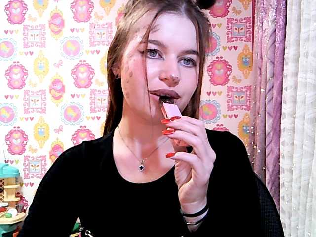 Lizagreii live cam on BongaCams