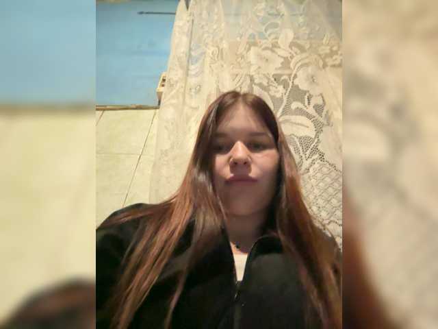 Lizagreii live cam on BongaCams