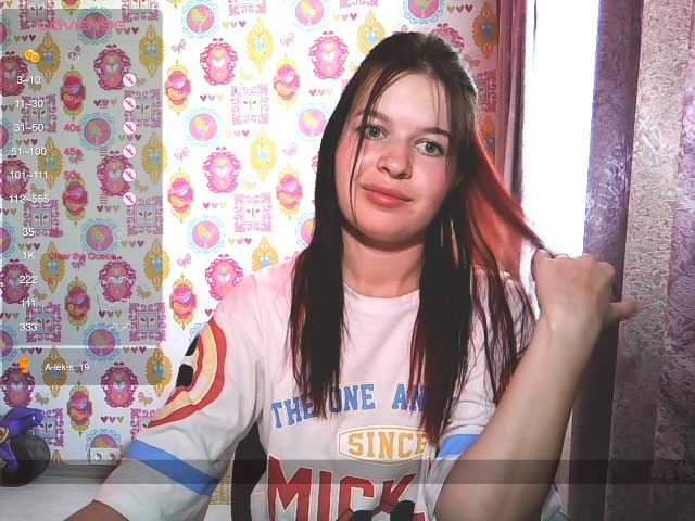 Lizagreii live cam on BongaCams