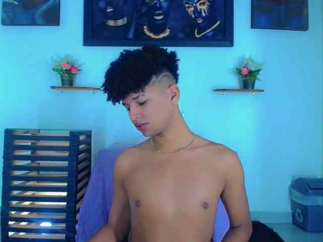 Sebastian-D Sebastian-D