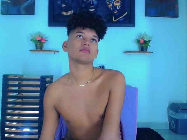 Sebastian-D Sebastian-D