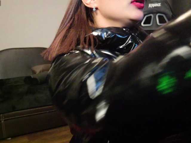 Eva-Sterling's BongaCams show and profile