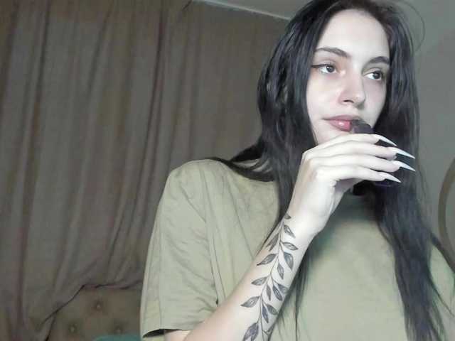 lesyalis