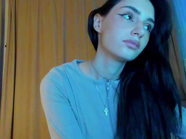 lesyalis live cam on BongaCams
