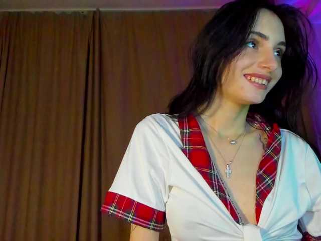 lesyalis live cam on BongaCams