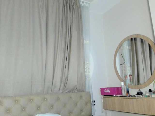 lesyalis live cam on BongaCams