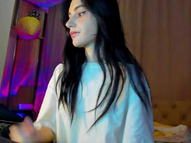 lesyalis live cam on BongaCams