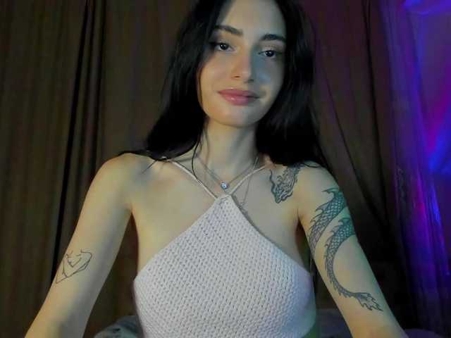 lesyalis live cam on BongaCams