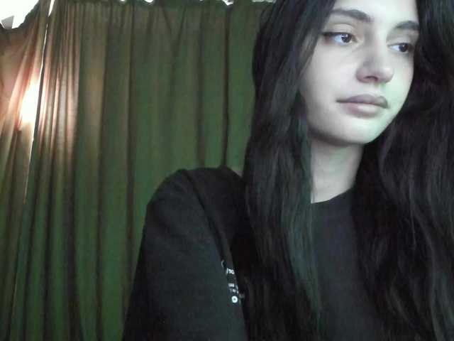 lesyalis live cam on BongaCams
