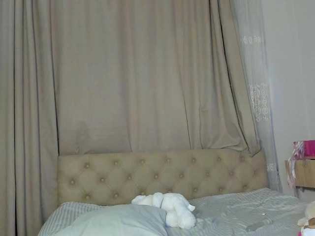 lesyalis live cam on BongaCams