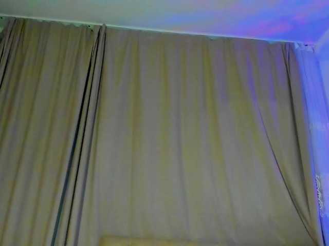 lesyalis live cam on BongaCams