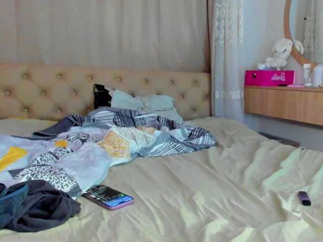 lesyalis live cam on BongaCams