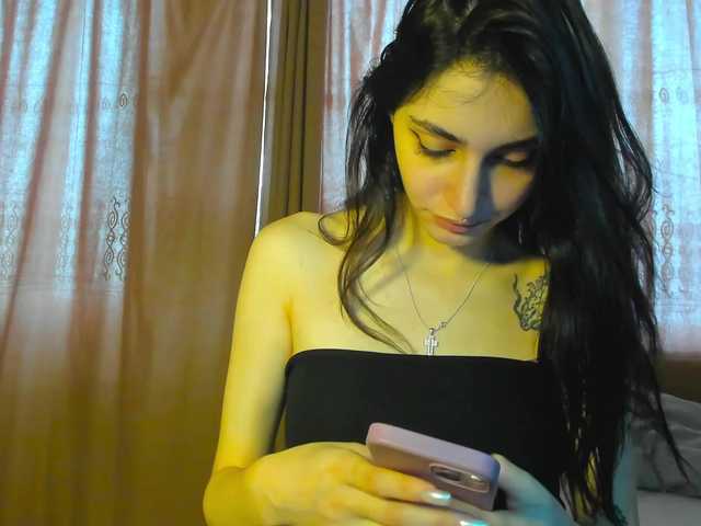 lesyalis live cam on BongaCams